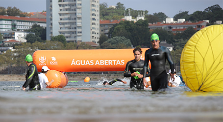 Natação em águas abertas levou 221 atletas ao rio Douro